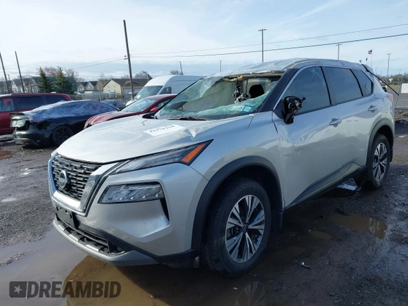 2022 Nissan Rogue SV with VIN JN8BT3BB7NW333756, listed as a IAAI auction lot 41938168 with 26,682 mi miles. Bid and sale history available at carsss.com. Image 2.