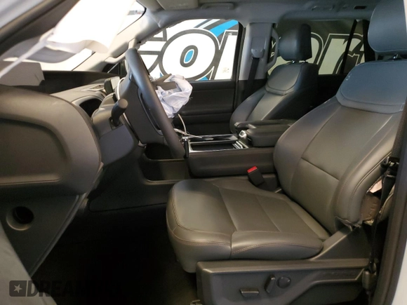 2025 Ford Expedition Active with VIN 1FMJU1J8XSEA38050, listed as a Copart auction lot 65646005 with 1,407 mi miles and Clean title. Bid and sale history available at DreamBid. Image 7.