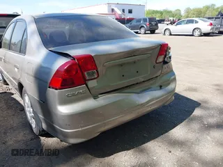 2004 Honda Civic LX with VIN 2HGES16524H504612, listed as a IAAI auction lot 42098301 with 140,551 mi miles and . Bid and sale history available at DreamBid. Image 6.