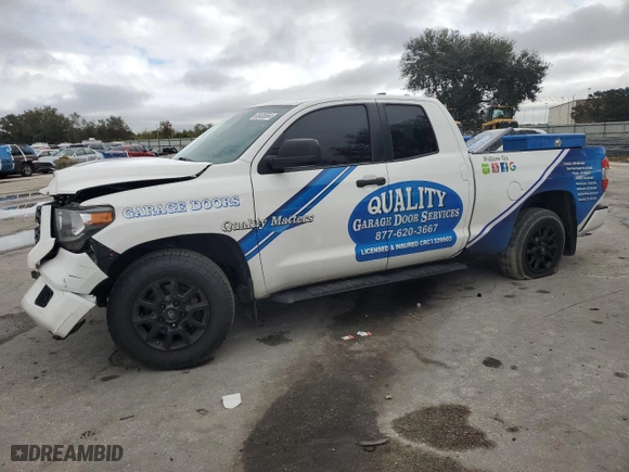 2021 Toyota Tundra 2WD SR with VIN 5TFRY5F12MX275296, listed as a Copart auction lot 85436564 with 101,536 mi miles and Non Repairable. Bid and sale history available at carsss.com. Image 1.