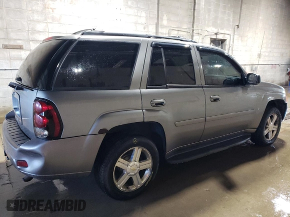 2008 Chevrolet TrailBlazer LT w/3LT with VIN 1GNDT13S282236958, listed as a Copart auction lot 47830495 with 220,677 mi miles and Clean Title. Bid and sale history available at carsss.com. Image 3.