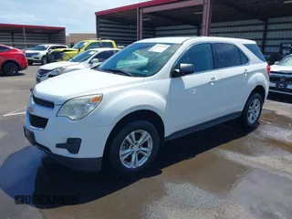 2014 Chevrolet Equinox LS z VIN 1GNALAEKXEZ101696, wystawiony jako IAAI lot #41911239 z przebiegiem 96 867 mil mil oraz . Historia ofert i sprzedaży dostępna na DreamBid. Obrazek 17.