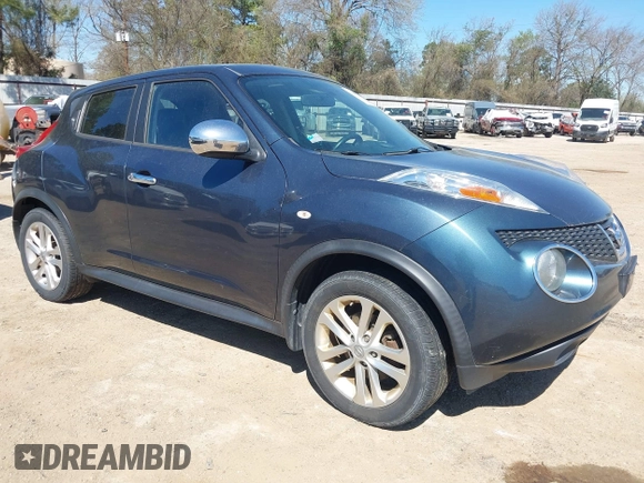 2014 Nissan Juke S with VIN JN8AF5MV9ET483956, listed as a IAAI auction lot 41803318 with 118,221 mi miles. Bid and sale history available at carsss.com. Image 1.