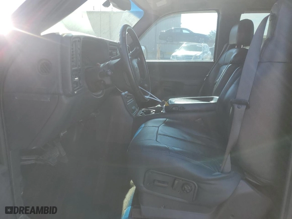 2002 Chevrolet Silverado 1500 LS with VIN 2GCEK19T621404205, listed as a Copart auction lot 49125335 with 238,376 mi miles and Salvage Title. Bid and sale history available at carsss.com. Image 7.