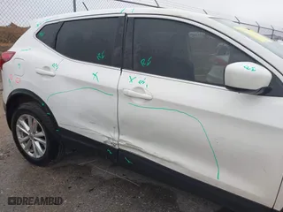 2018 Nissan Rogue Sport S with VIN JN1BJ1CP3JW189846, listed as a IAAI auction lot 41535377 with 69,683 mi miles. Bid and sale history available at carsss.com. Image 6.