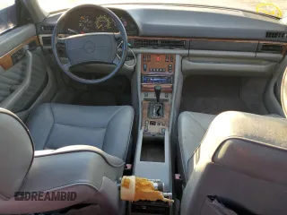 1990 Mercedes-Benz 560 with VIN WDBCA39EXLA503543, listed as a Copart auction lot 83086254 with 195,635 mi miles and Clean Title. Bid and sale history available at DreamBid. Image 8.