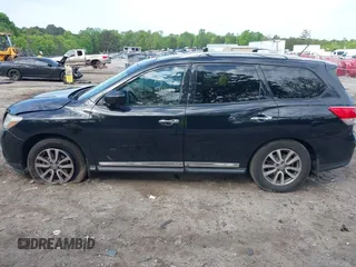 2016 Nissan Pathfinder S with VIN 5N1AR2MN5GC657649, listed as a IAAI auction lot 42098636 with 112,260 mi miles and . Bid and sale history available at DreamBid. Image 14.