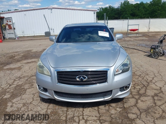 2013 Infiniti M with VIN JN1BY1AP0DM513527, listed as a IAAI auction lot 42170513 with 194,908 mi miles and . Bid and sale history available at DreamBid. Image 13.
