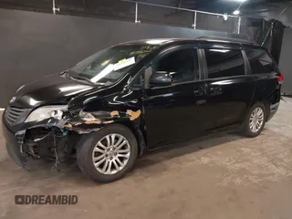 2012 Toyota Sienna XLE AAS with VIN 5TDYK3DCXCS208178, listed as a IAAI auction lot 41788262 with 329,823 mi miles and . Bid and sale history available at carsss.com. Image 18.