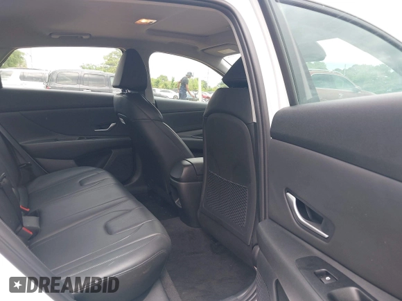 2024 Hyundai Elantra Limited with VIN KMHLP4DG5RU827792, listed as a IAAI auction lot 42179911 with 18,632 mi miles and . Bid and sale history available at DreamBid. Image 8.