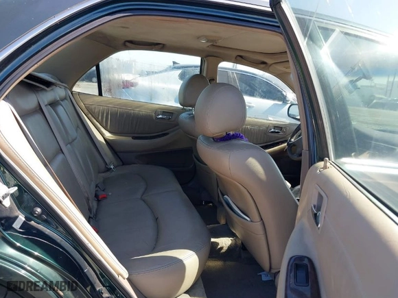 1999 Honda Accord Sdn EX with VIN 1HGCG1652XA018894, listed as a IAAI auction lot 39711133 with 237574 miles. Bid and sale history available at carsss.com. Image 8.