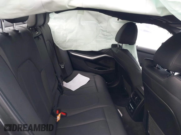 2019 BMW 3 Series 330i xDrive with VIN WBA5R7C54KFH24284, listed as a IAAI auction lot 41246406 with 57,200 mi miles. Bid and sale history available at carsss.com. Image 8.