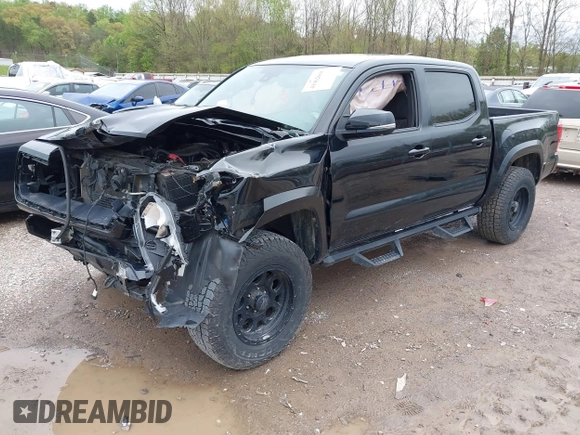 2018 Toyota Tacoma SR with VIN 3TMCZ5AN0JM136198, listed as a IAAI auction lot 41962668 with 71,813 mi miles. Bid and sale history available at carsss.com. Image 17.