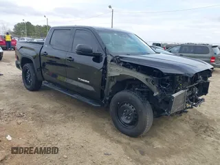 2022 Toyota Tundra SR5 с VIN 5TFLA5DB5NX018236, выставлен на аукционе IAAI как лот 41545042 с пробегом 48 483 миль миль и . История ставок и продаж доступна на DreamBid. Изображение 1.