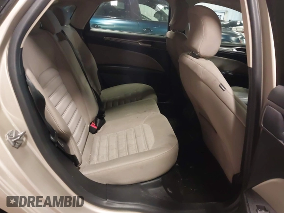 2018 Ford Fusion S z VIN 3FA6P0UU5JR100377, wystawiony jako IAAI lot #41300284 z przebiegiem 108 936 mil mil oraz . Historia ofert i sprzedaży dostępna na DreamBid. Obrazek 8.