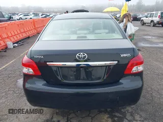 2008 Toyota Yaris with VIN JTDBT903284012329, listed as a IAAI auction lot 41879489 with 117,041 mi miles. Bid and sale history available at carsss.com. Image 16.