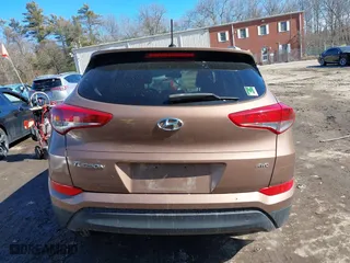 2016 Hyundai Tucson SE with VIN KM8J3CA4XGU063653, listed as a IAAI auction lot 41622270 with 103,270 mi miles. Bid and sale history available at carsss.com. Image 16.