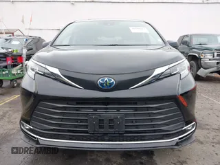 2023 Toyota Sienna XLE с VIN 5TDYRKEC2PS164736, выставлен на аукционе IAAI как лот 41610043 с пробегом 30 471 миль миль и . История ставок и продаж доступна на DreamBid. Изображение 12.