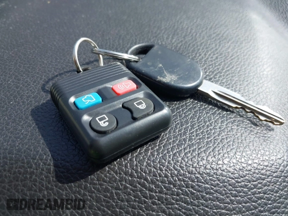 2012 Ford Fusion Hybrid с VIN 3FADP0L31CR325835, выставлен на аукционе IAAI как лот 41982489 с пробегом 124 266 миль миль и . История ставок и продаж доступна на DreamBid. Изображение 11.