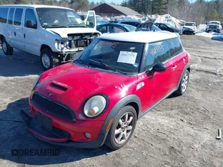 2009 MINI Hardtop S with VIN WMWMF73589TT95974, listed as a IAAI auction lot 41617775 with Not provided miles and . Bid and sale history available at DreamBid. Image 17.