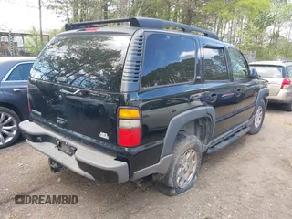 2006 Chevrolet Tahoe Z71 z VIN 1GNEK13Z26R123536, wystawiony jako IAAI lot #42036662 z przebiegiem 299 284 mil mil oraz . Historia ofert i sprzedaży dostępna na DreamBid. Obrazek 4.