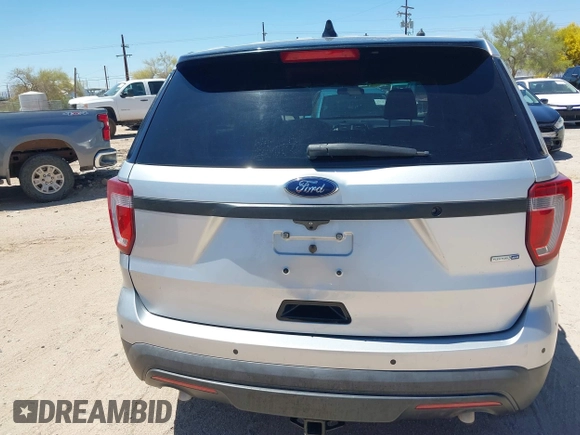 2017 Ford Police Interceptor Utility с VIN 1FM5K8ARXHGB55729, выставлен на аукционе IAAI как лот 42065217 с пробегом 182 237 миль миль и . История ставок и продаж доступна на DreamBid. Изображение 16.