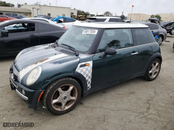 2003 MINI Cooper Hardtop with VIN WMWRC33493TE14900, listed as a Copart auction lot 44817555 with 105,103 mi miles and Salvage Title. Bid and sale history available at carsss.com. Image 1.