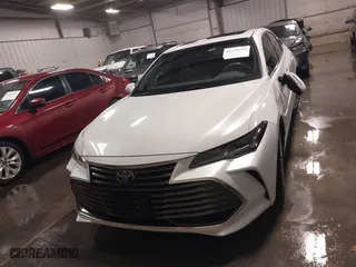 2020 Toyota Avalon Hybrid Limited with VIN 4T1D21FBXLU017732, listed as a IAAI auction lot 41159133 with 44,864 mi miles. Bid and sale history available at carsss.com. Image 12.