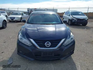 2018 Nissan Altima 2.5 SL with VIN 1N4AL3AP4JC283937, listed as a IAAI auction lot 41272679 with 120,374 mi miles. Bid and sale history available at carsss.com. Image 12.