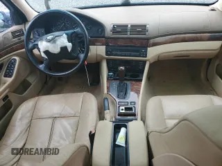 2002 BMW 5 Series 540i z VIN WBADN63462GN85355, wystawiony jako Copart lot #59593205 z przebiegiem Nie podano mil oraz Czysty tytuł • Clean title. Historia ofert i sprzedaży dostępna na DreamBid. Obrazek 8.