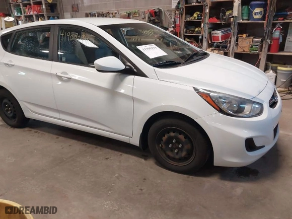 2013 Hyundai Accent GL with VIN KMHCT5AE1DU088241, listed as a IAAI auction lot 41909194 with 87,622 mi miles. Bid and sale history available at carsss.com. Image 1.