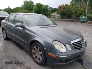 2008 Mercedes-Benz E-Class 3.0L with VIN WDBUF22X78B224919, listed as a IAAI auction lot 42106087 with 274,844 mi miles. Bid and sale history available at carsss.com. Image 1.