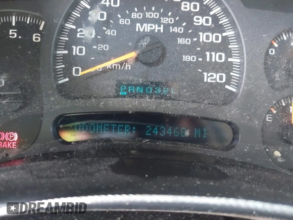 2004 Chevrolet Suburban LT with VIN 1GNEC16Z94J104406, listed as a IAAI auction lot 40114761 with 243,468 mi miles. Bid and sale history available at carsss.com. Image 7.