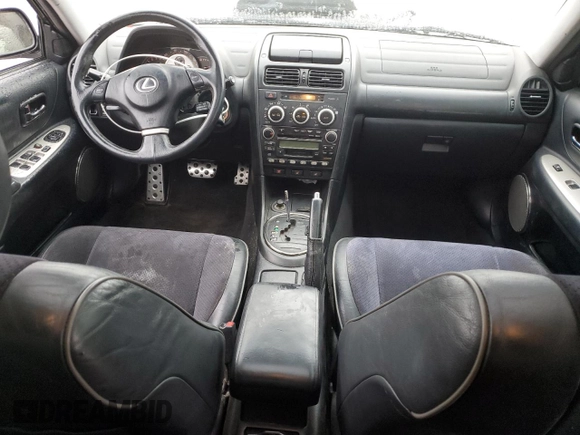 2004 Lexus IS 300/350 z VIN JTHBD192440082388, wystawiony jako Copart lot #45740095 z przebiegiem 218 824 mil mil oraz Szkoda całkowita • Salvage title. Historia ofert i sprzedaży dostępna na DreamBid. Obrazek 8.