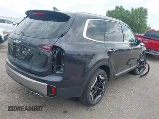 2025 Kia Telluride S with VIN 5XYP64GC0SG622891, listed as a IAAI auction lot 42781011 with 5,960 mi miles and . Bid and sale history available at DreamBid. Image 4.