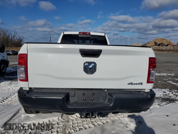 2022 Ram 3500 Tradesman with VIN 3C63RRGL5NG140014, listed as a Copart auction lot 44039065 with 102,143 mi miles and Clean Title. Bid and sale history available at carsss.com. Image 6.