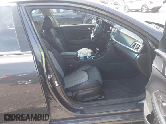 2019 Kia Optima EX with VIN 5XXGU4L19KG307229, listed as a IAAI auction lot 42159106 with 42,412 mi miles. Bid and sale history available at carsss.com. Image 5.