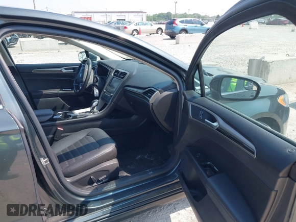 2015 Ford Fusion SE with VIN 3FA6P0HD2FR204844, listed as a IAAI auction lot 42488934 with 117,326 mi miles and . Bid and sale history available at DreamBid. Image 5.