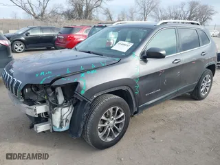 2019 Jeep Cherokee Latitude Plus with VIN 1C4PJMLB6KD139836, listed as a IAAI auction lot 41408033 with 156,522 mi miles. Bid and sale history available at carsss.com. Image 19.