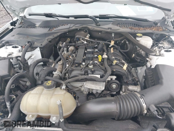 2022 Ford Mustang EcoBoost z VIN 1FATP8UH3N5104988, wystawiony jako IAAI lot #42320593 z przebiegiem 51 101 mil mil oraz . Historia ofert i sprzedaży dostępna na DreamBid. Obrazek 10.