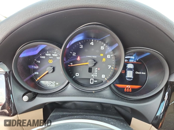 2021 Porsche Macan z VIN WP1AA2A59MLB10037, wystawiony jako Copart lot #58472725 z przebiegiem 36 042 mil mil oraz Szkoda całkowita • Salvage title. Historia ofert i sprzedaży dostępna na DreamBid. Obrazek 9.