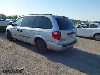 2005 Dodge Caravan SE with VIN 1D4GP24R95B426282, listed as a IAAI auction lot 42036352 with 231,183 mi miles. Bid and sale history available at carsss.com. Image 3.