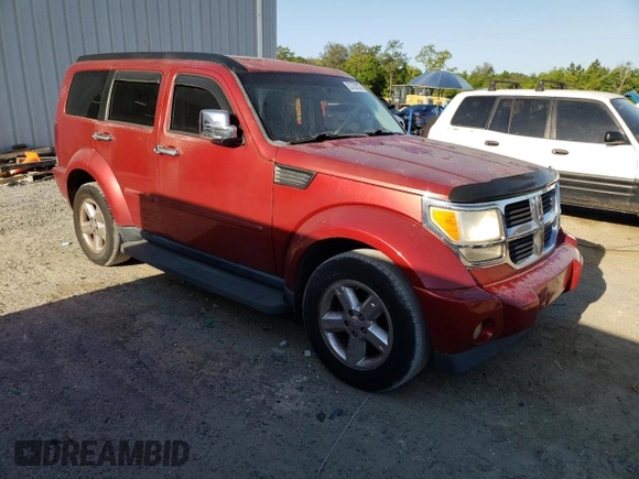 2007 Dodge Nitro SLT z VIN 1D8GU58KX7W569839, wystawiony jako Copart lot #53720705 z przebiegiem 175 746 mil mil oraz Czysty tytuł • Clean title. Historia ofert i sprzedaży dostępna na DreamBid. Obrazek 4.