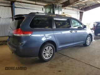 2013 Toyota Sienna XLE AAS with VIN 5TDYK3DC1DS360951, listed as a Copart auction lot 49321175 with 95,575 mi miles and Salvage Title. Bid and sale history available at carsss.com. Image 3.