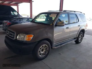 2002 Toyota Sequoia Limited with VIN 5TDBT48A72S078764, listed as a IAAI auction lot 41644064 with 433,681 mi miles. Bid and sale history available at carsss.com. Image 2.