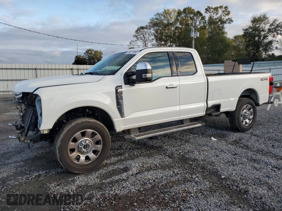 2024 Ford F-250 with VIN 1FT8X2BN8REC02202, listed as a Copart auction lot 79477304 with 16,581 mi miles and Salvage title. Bid and sale history available at DreamBid. Image 1.
