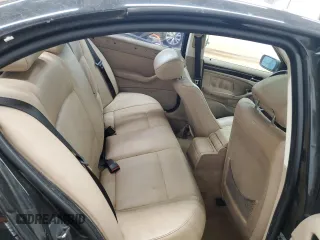 2004 BMW 3 Series 325i z VIN WBAEV33444KL61908, wystawiony jako Copart lot #55217205 z przebiegiem Nie podano mil oraz Szkoda całkowita • Salvage title. Historia ofert i sprzedaży dostępna na DreamBid. Obrazek 10.