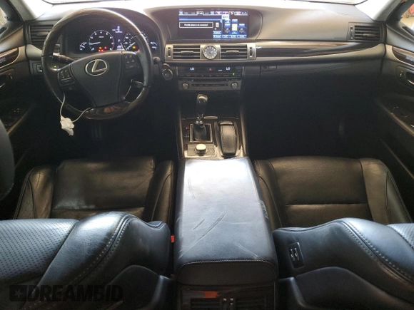 2013 Lexus LS 460 с VIN JTHCL5EFXD5017765, выставлен на аукционе Copart как лот 55400615 с пробегом 144 164 миль миль и Списание • Salvage title. История ставок и продаж доступна на DreamBid. Изображение 8.