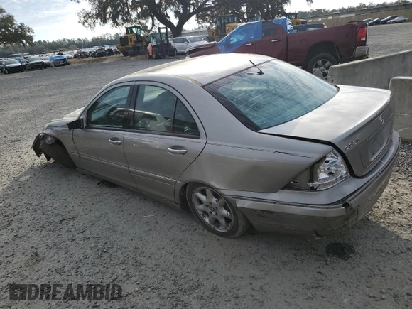 2004 Mercedes-Benz C 320 with VIN WDBRF64J24F545033, listed as a Copart auction lot 87768455 with 217,094 mi miles and Salvage Title. Bid and sale history available at DreamBid. Image 2.