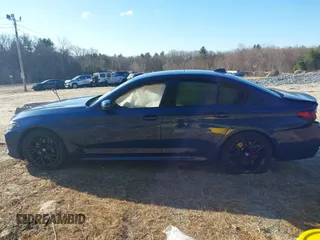 2021 BMW 5 Series 530i xDrive with VIN WBA13BJ02MWW98133, listed as a IAAI auction lot 41853619 with Not Provided miles and . Bid and sale history available at carsss.com. Image 14.